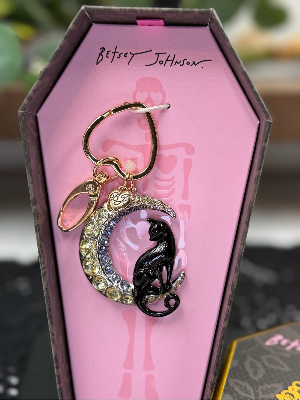 betsey johnson black cat moon rhinestone keychain bag charm halloween